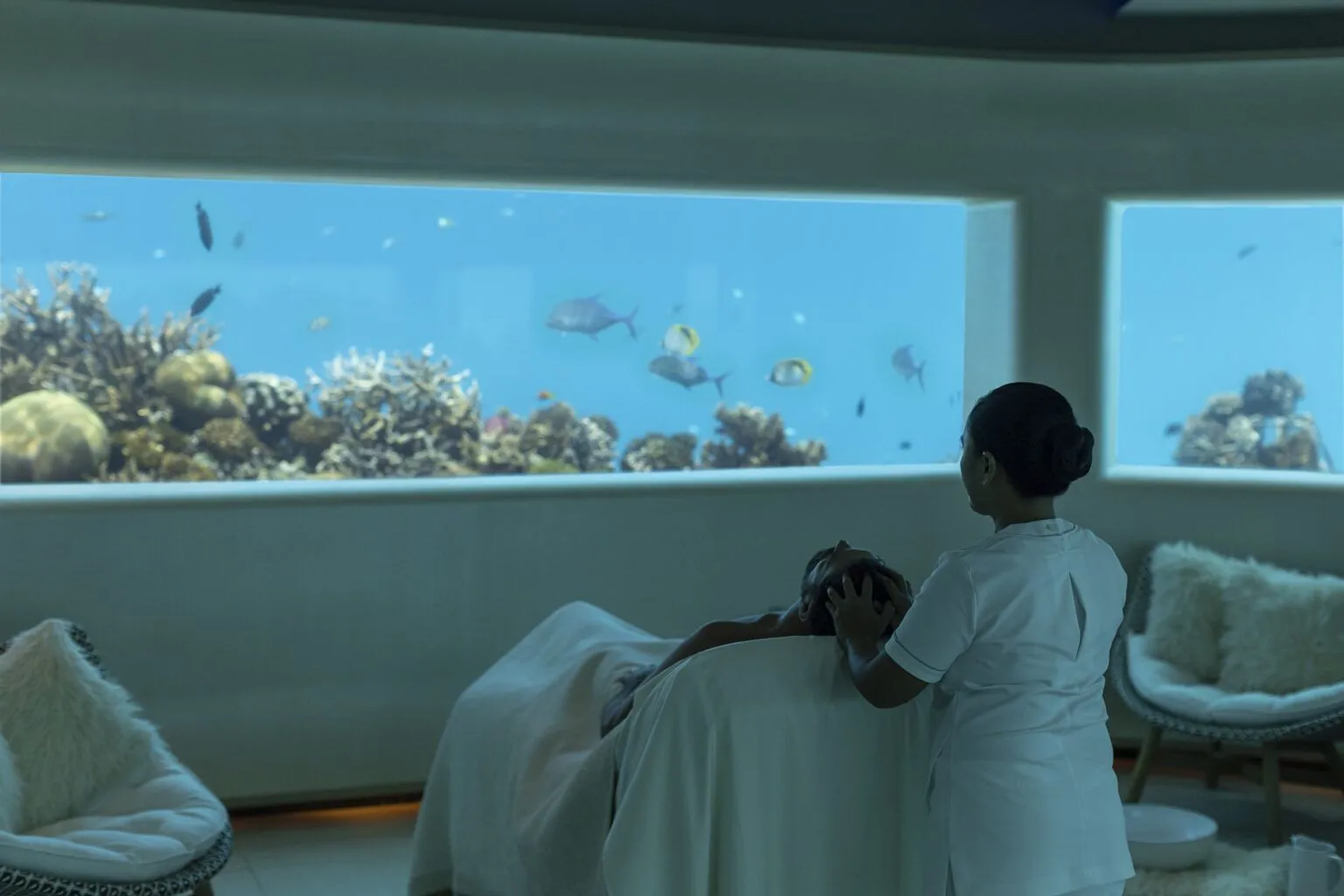 Huvafen Fushi — underwater spa