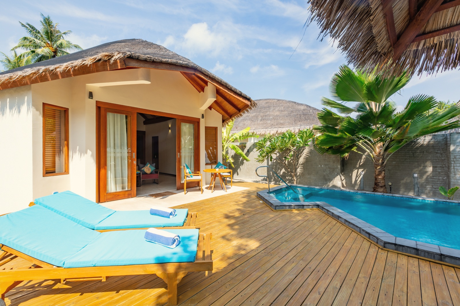 Beach Pool Villa. Furaveri