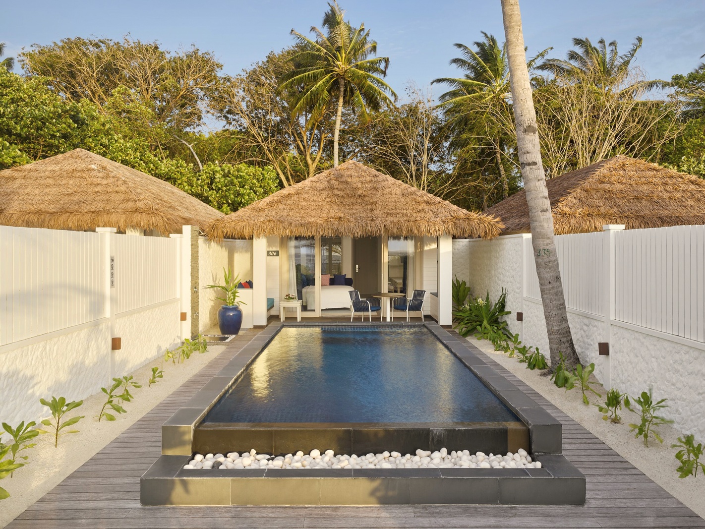 Sunset Beach Pool Villa. Villa Nautica