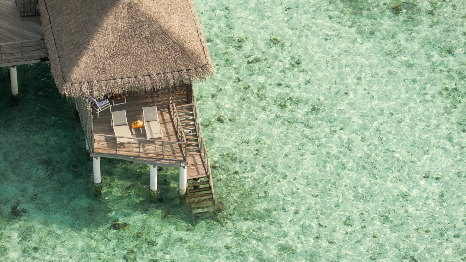 Water Villa. Constance Moofushi