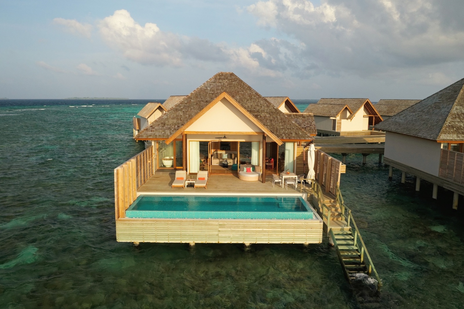Superior Water Villa. Emerald Faarufushi Resort