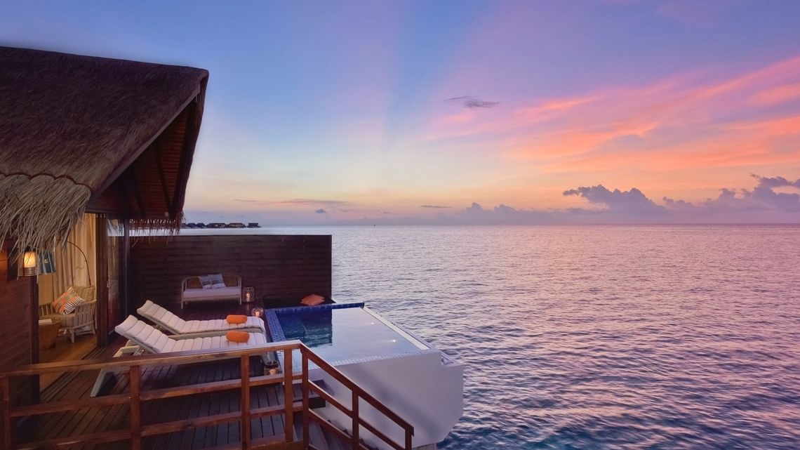 Overwater Pool Villa. Grand Park Kodhipparu