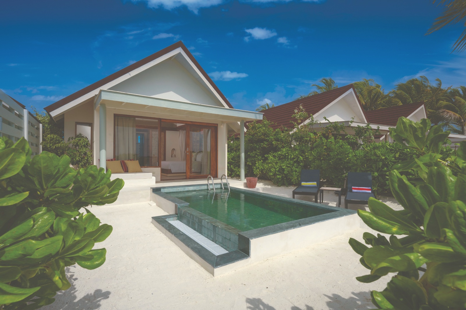 Sunnest Beach Pool Villa. Oblu Select at Lobigili