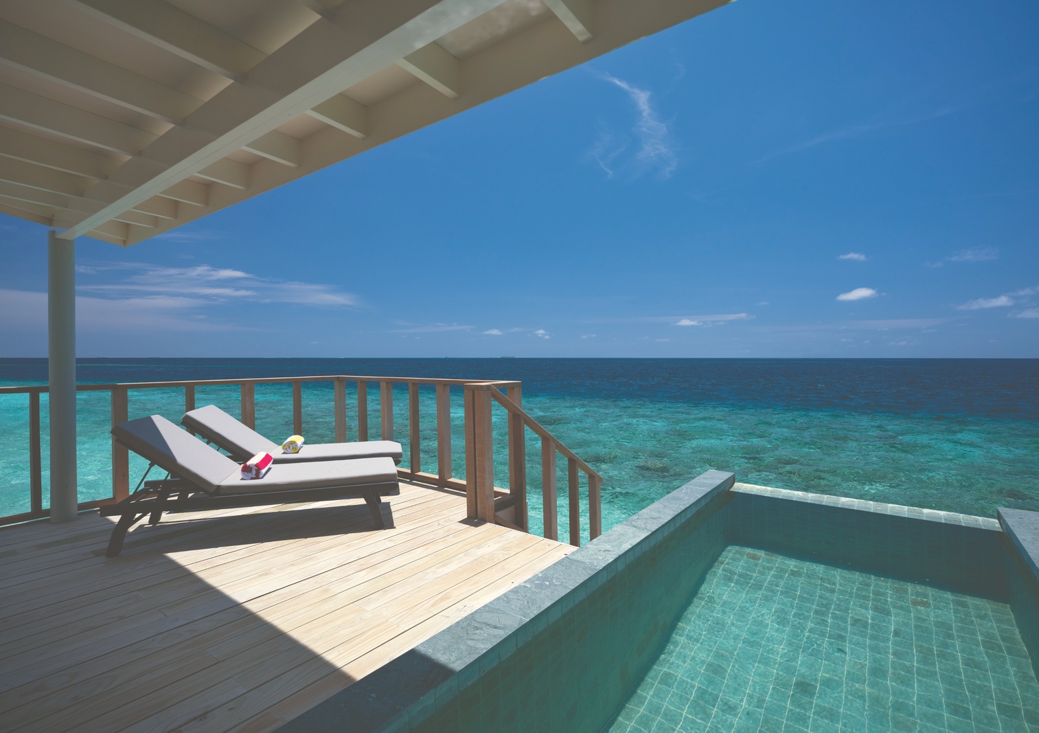 Sunnest Water Pool Villa. Oblu Select at Lobigili