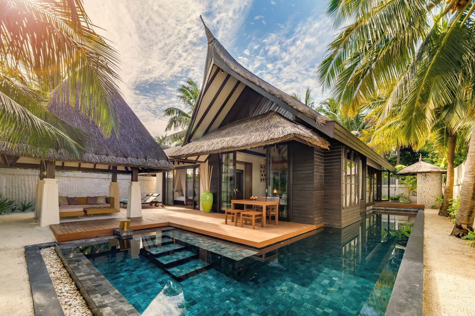 Earth Pool Pavilion. Ozen Reserve Bolifushi