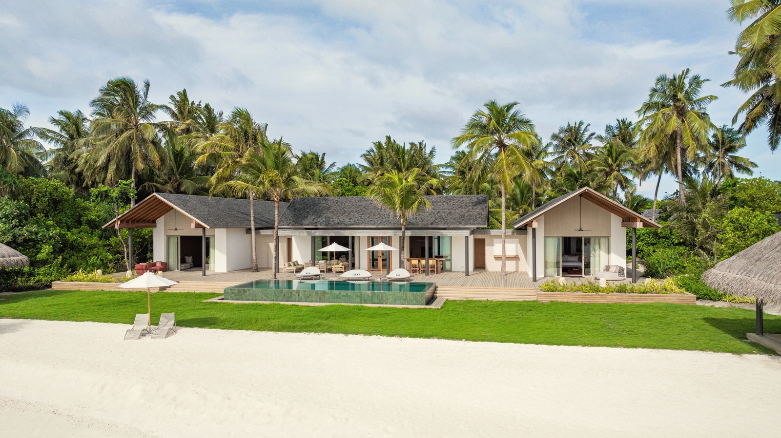 Raaya Residence. Raaya by Atmosphere